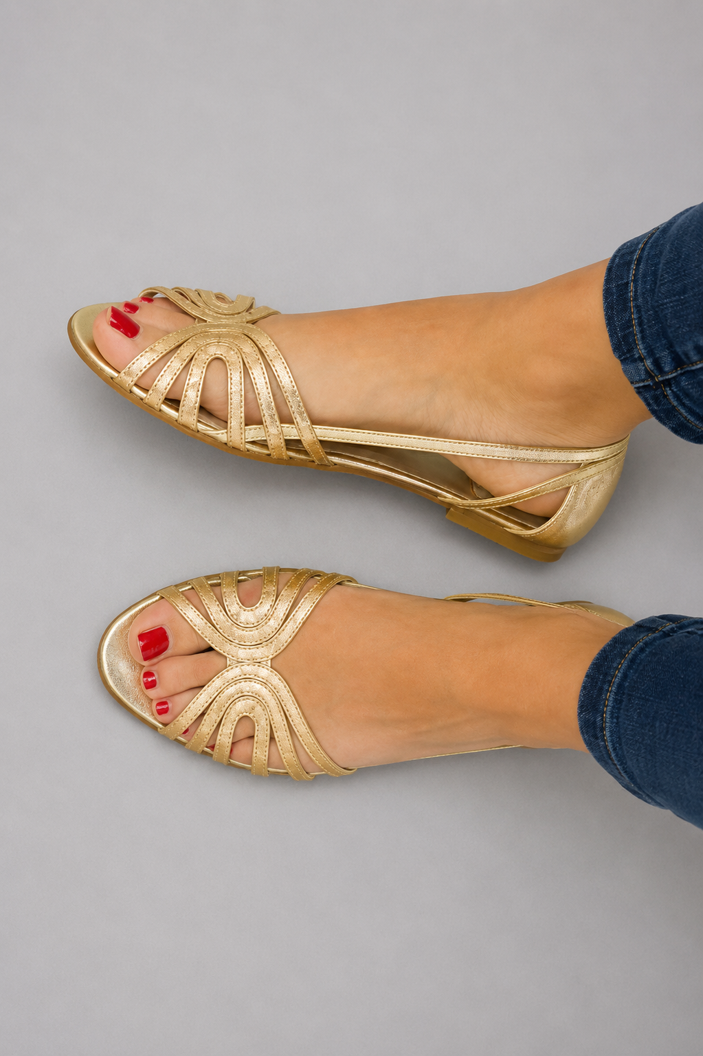 SOLEA SANDALS