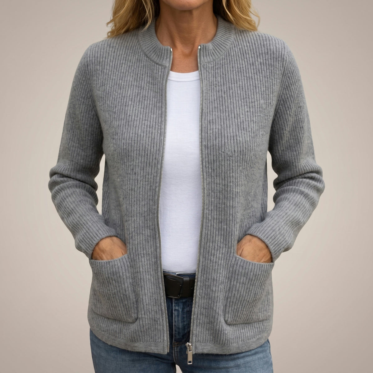Annika™ | Cosy Zip-Up Cardigan with Deep Pockets