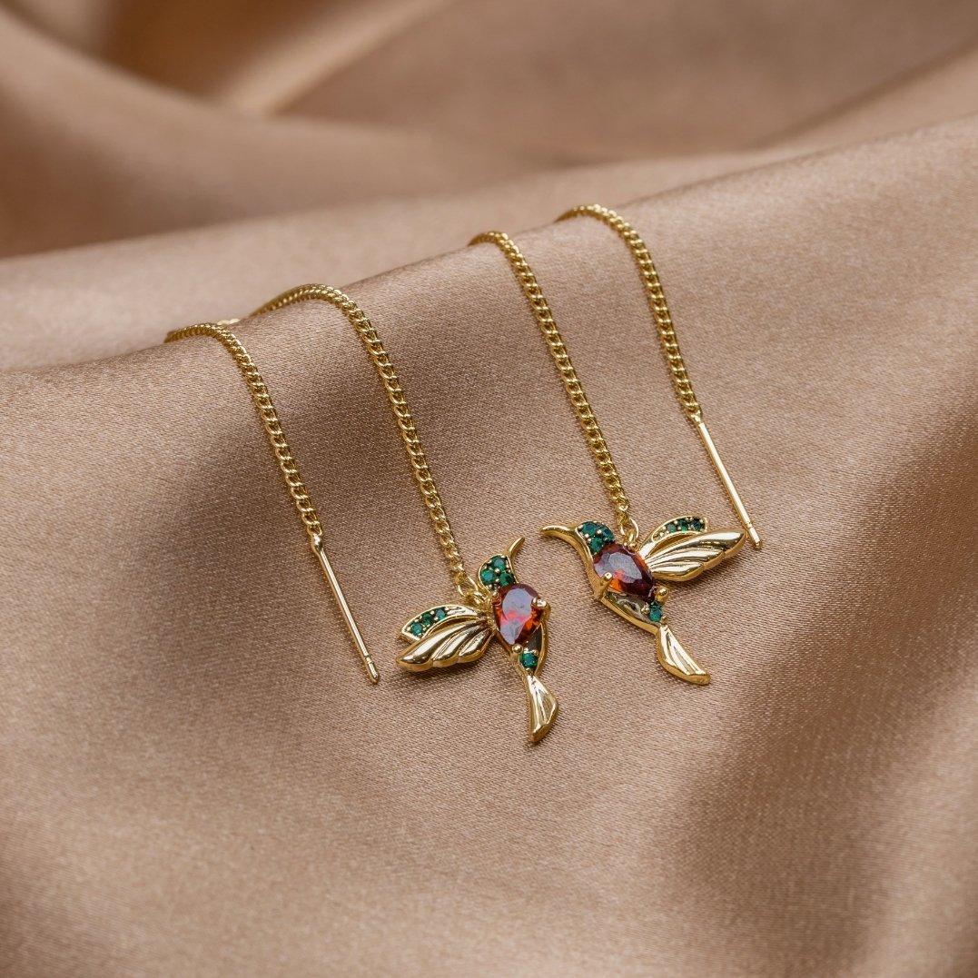 Stefanie – Gold Earrings with Delicate Pendant