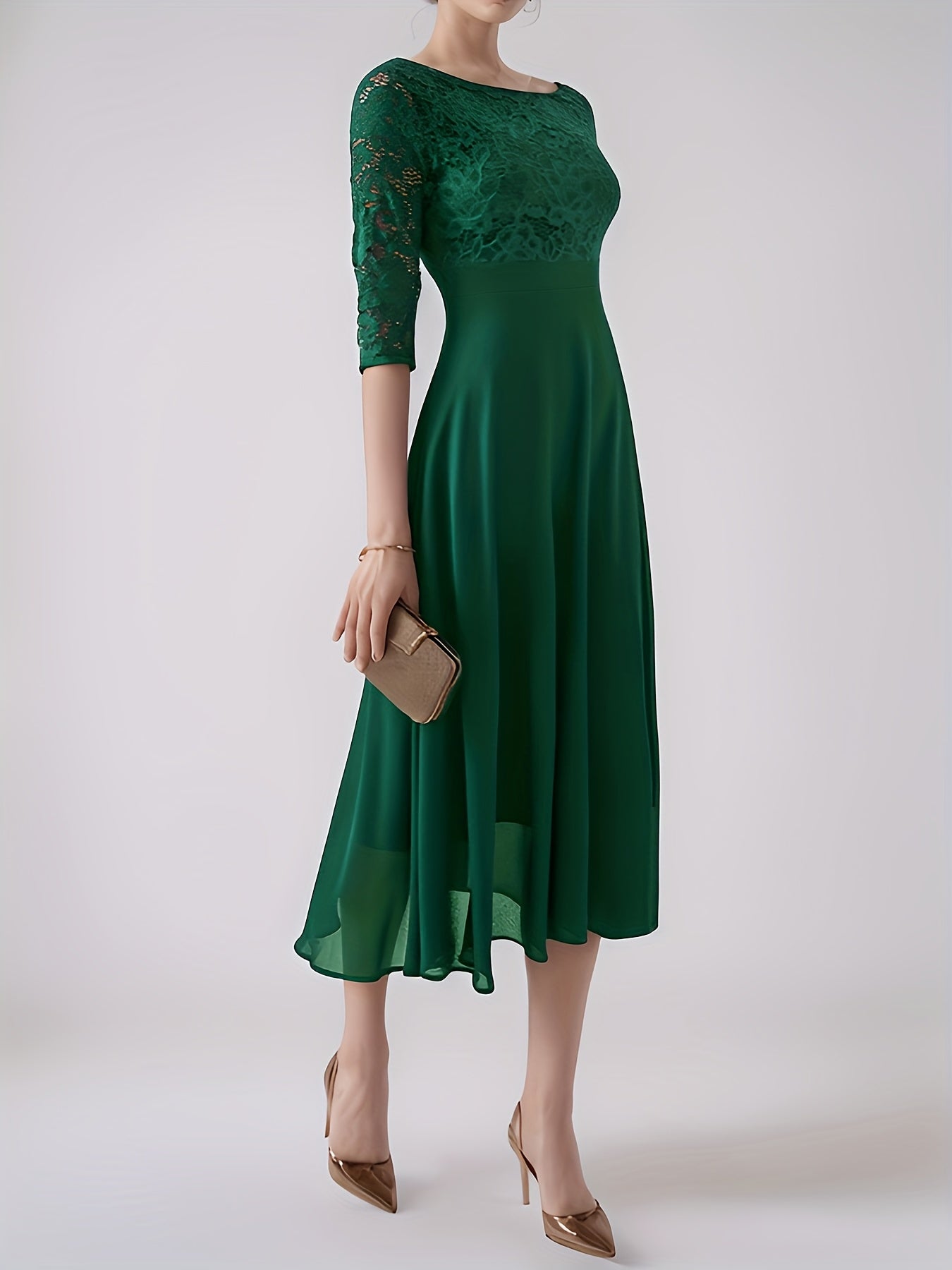 CLAARA | SLEEK EVENING GOWN